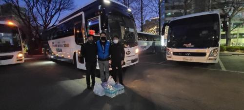 산불진화 비상근무 조합원 격려