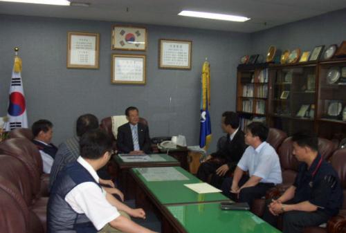  6/18 2004년 단체교섭 관..