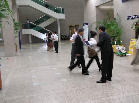 아침선전전-공무원노조신문'..